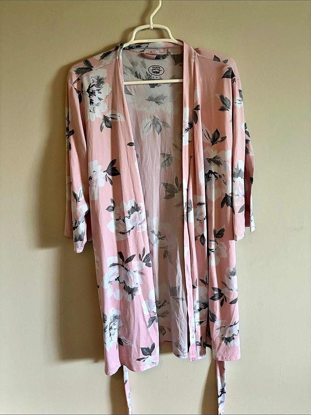Laura Ashley Floral Kimono Pink & Gray Medium Like New